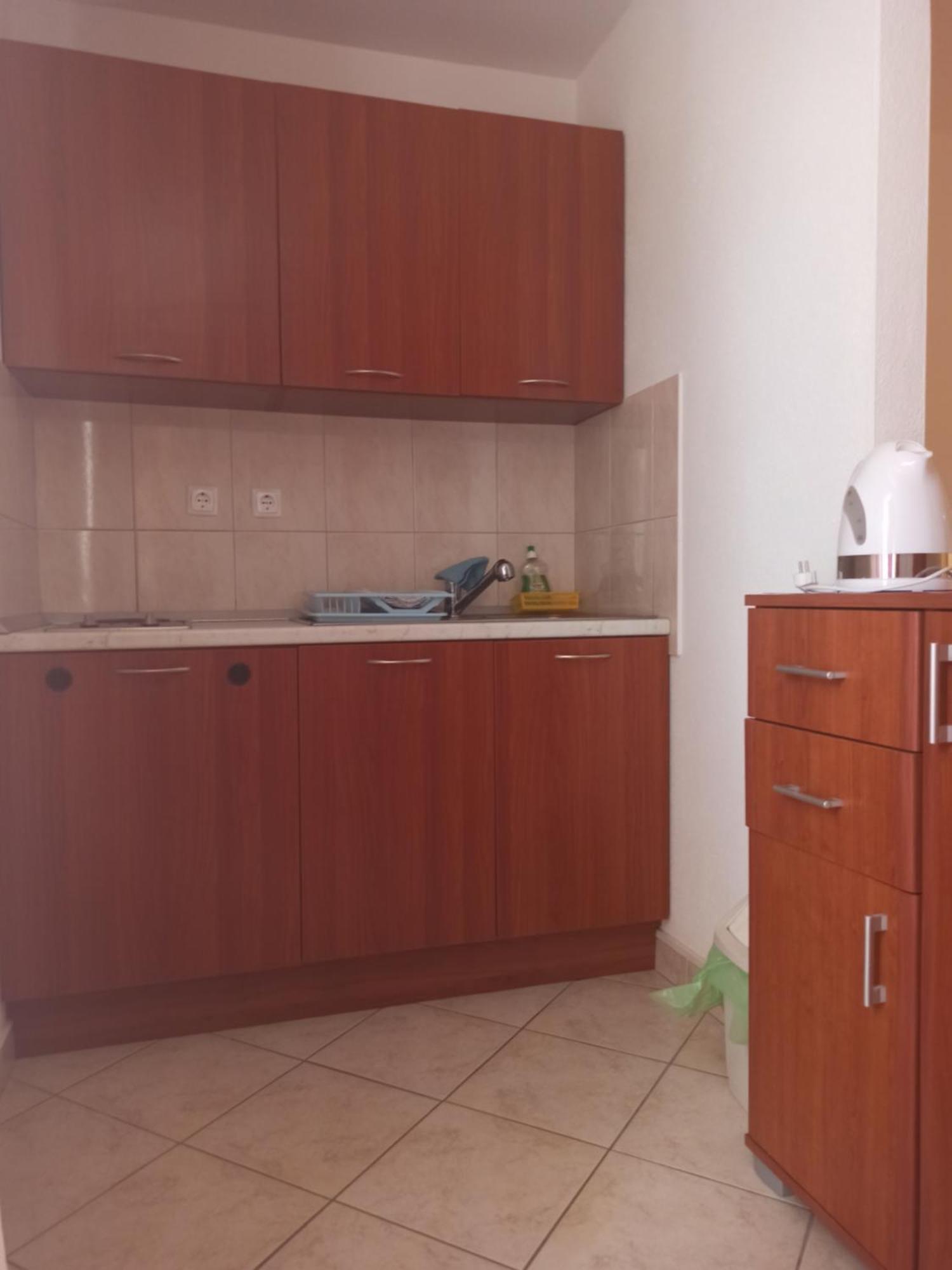 Studios Ruza Baška Voda Exteriör bild