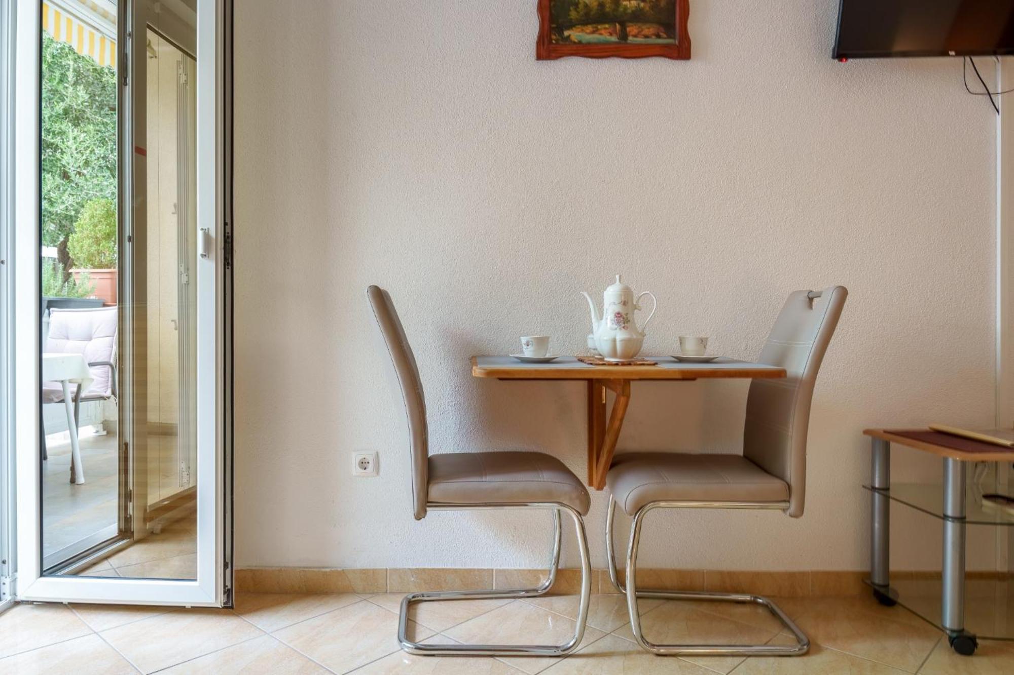 Studios Ruza Baška Voda Exteriör bild