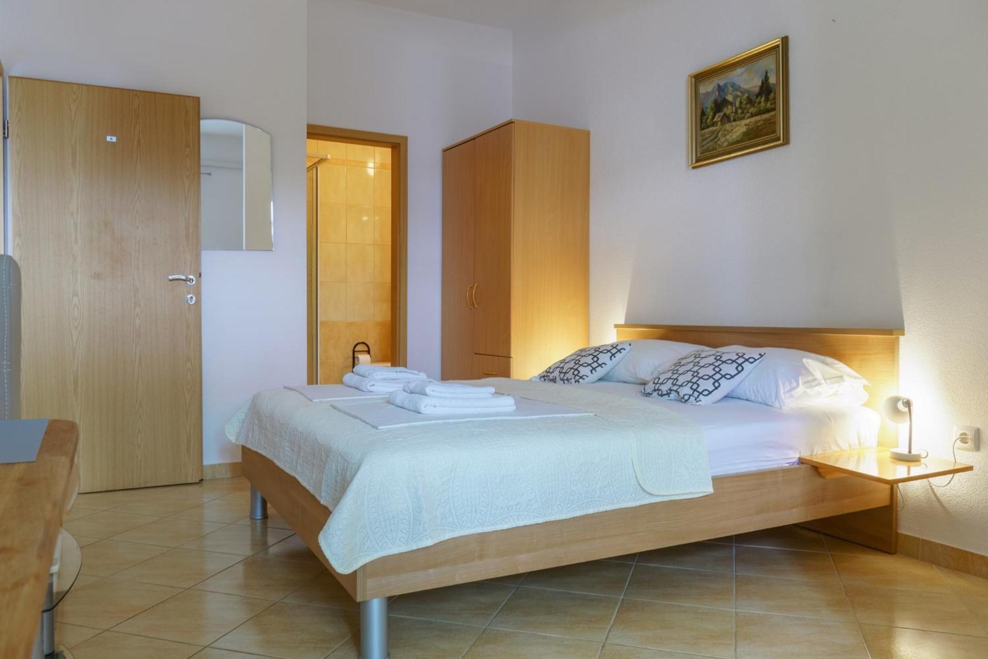 Studios Ruza Baška Voda Exteriör bild